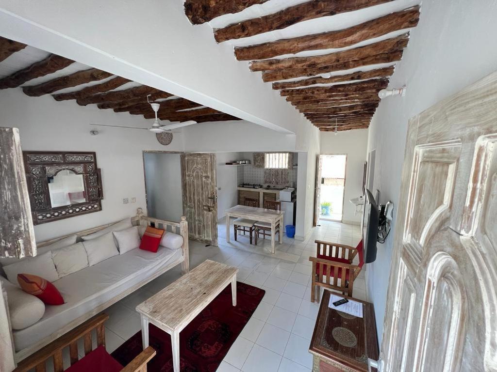 Beytsalaam Apartments Ламу Экстерьер фото